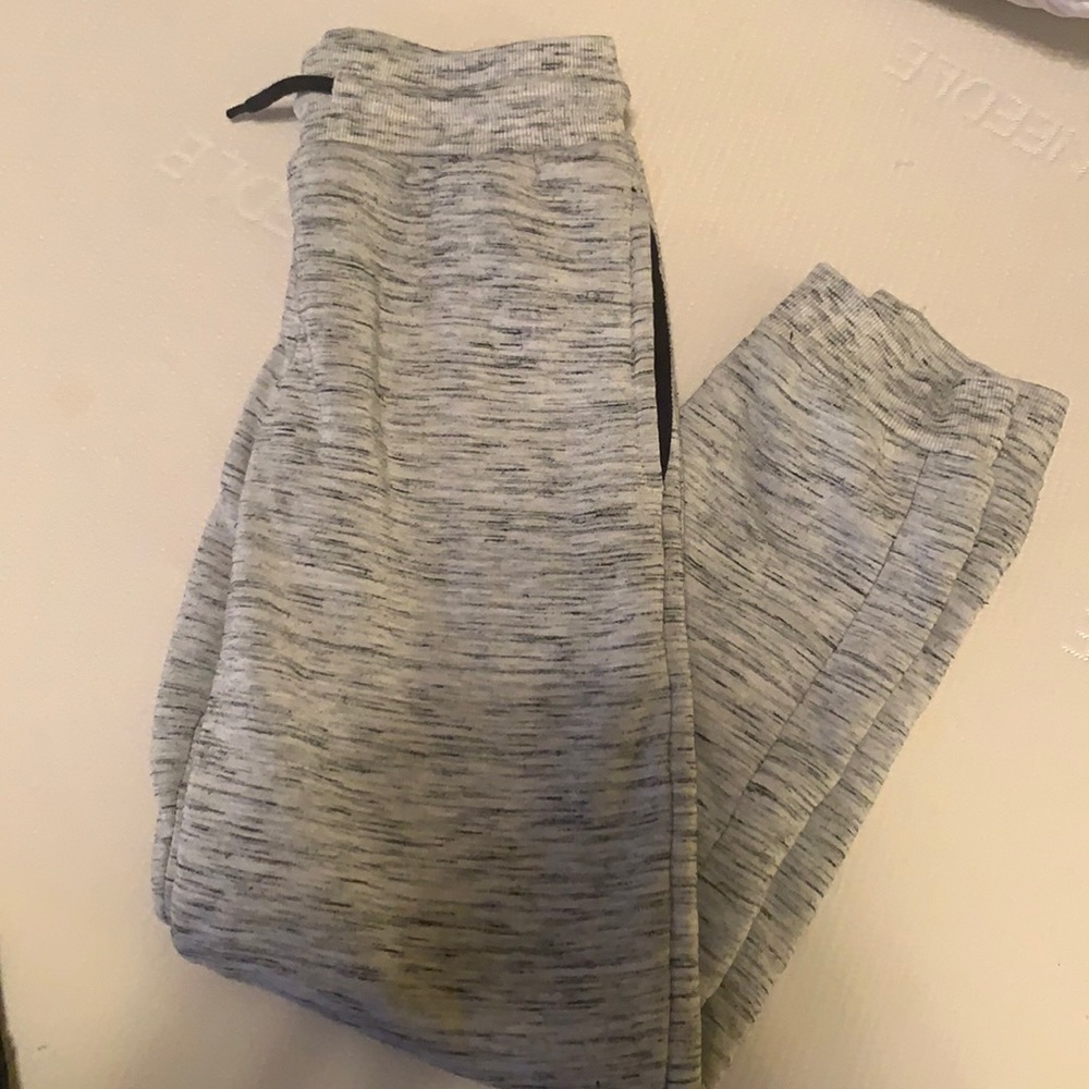 Arizona boys size 10/12 joggers with fuzzy inside! Warm and cozy for Fall